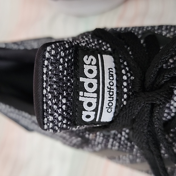 Adidas Men's Shoes Size 11 - Picture 5 of 16